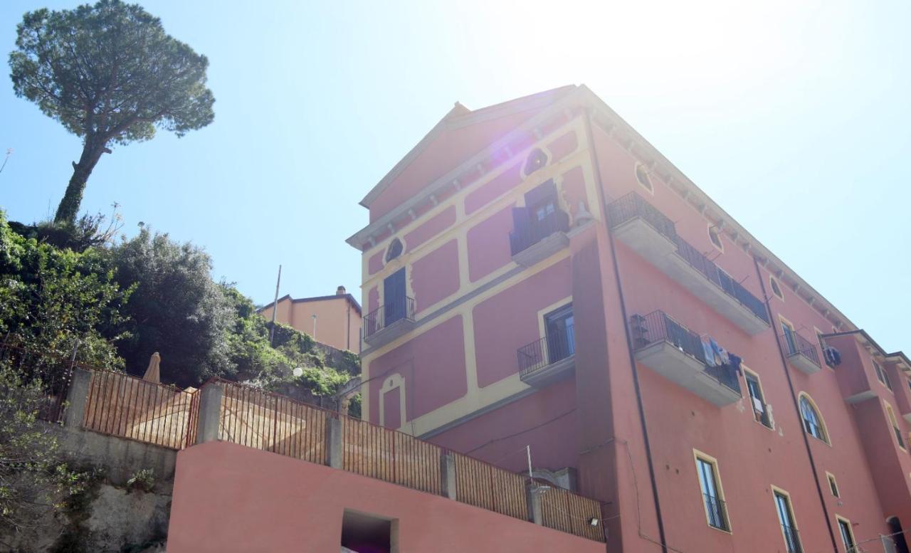 Palazzo Pellegrino Vietri Villa Екстериор снимка